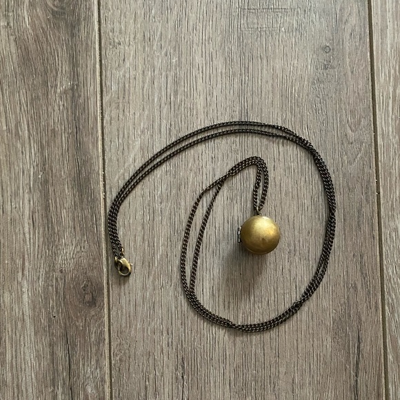 Small sphere locket - Picture 10 of 10